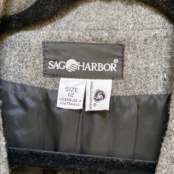 Vintage Sag Harbor Blazer, Size 12 - Picture 3 of 11